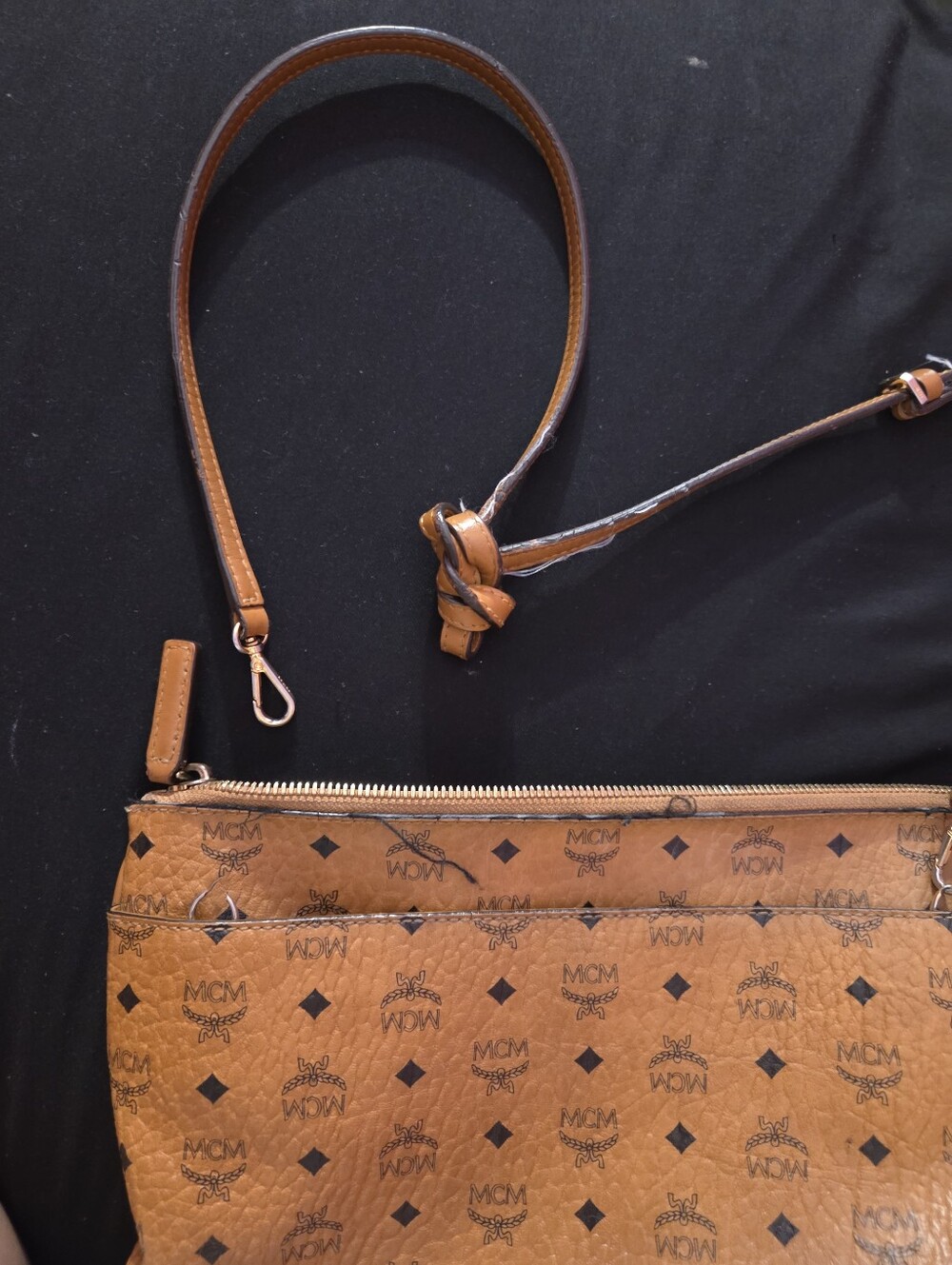 MCM Crossbody - Picture 9 of 9